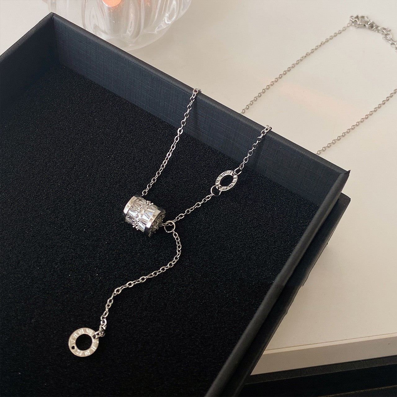 Popular Vintage Pendant Necklace – Timeless High-End Design