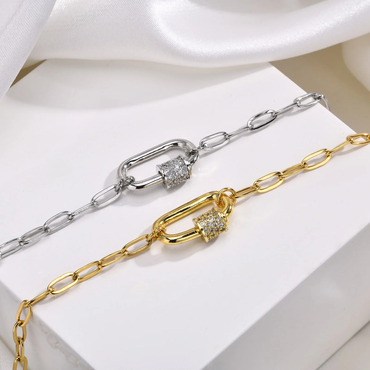 Beautiful Luxury Paper Clip Link Chain Fashion Necklace - 18K Gold Plated Jewelry